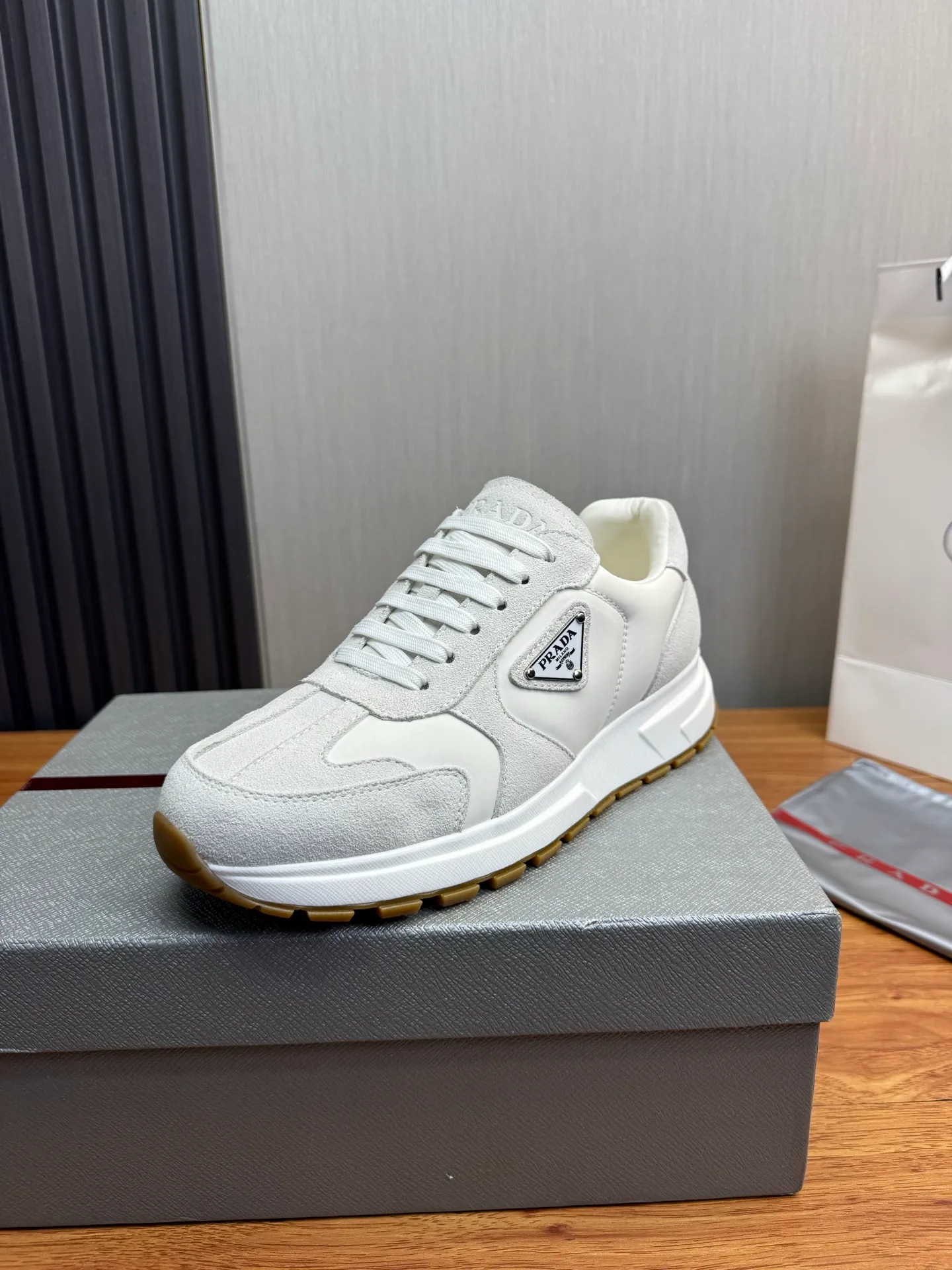 Men's shoes 560💰 [PRADA] Popular items in men's shoe counters, synchronized with the official website, 1 high-quality shipment ✔️Original cowhide + cowhide lining, 1🆚1 replica, original sole, 38-45 (45 customized, non-refundable)
